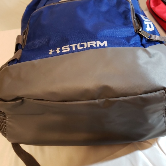 🎁SOLD OUT🎁TEAM HUSTLE 3 UNDER ARMOUR - Picture 8 of 8